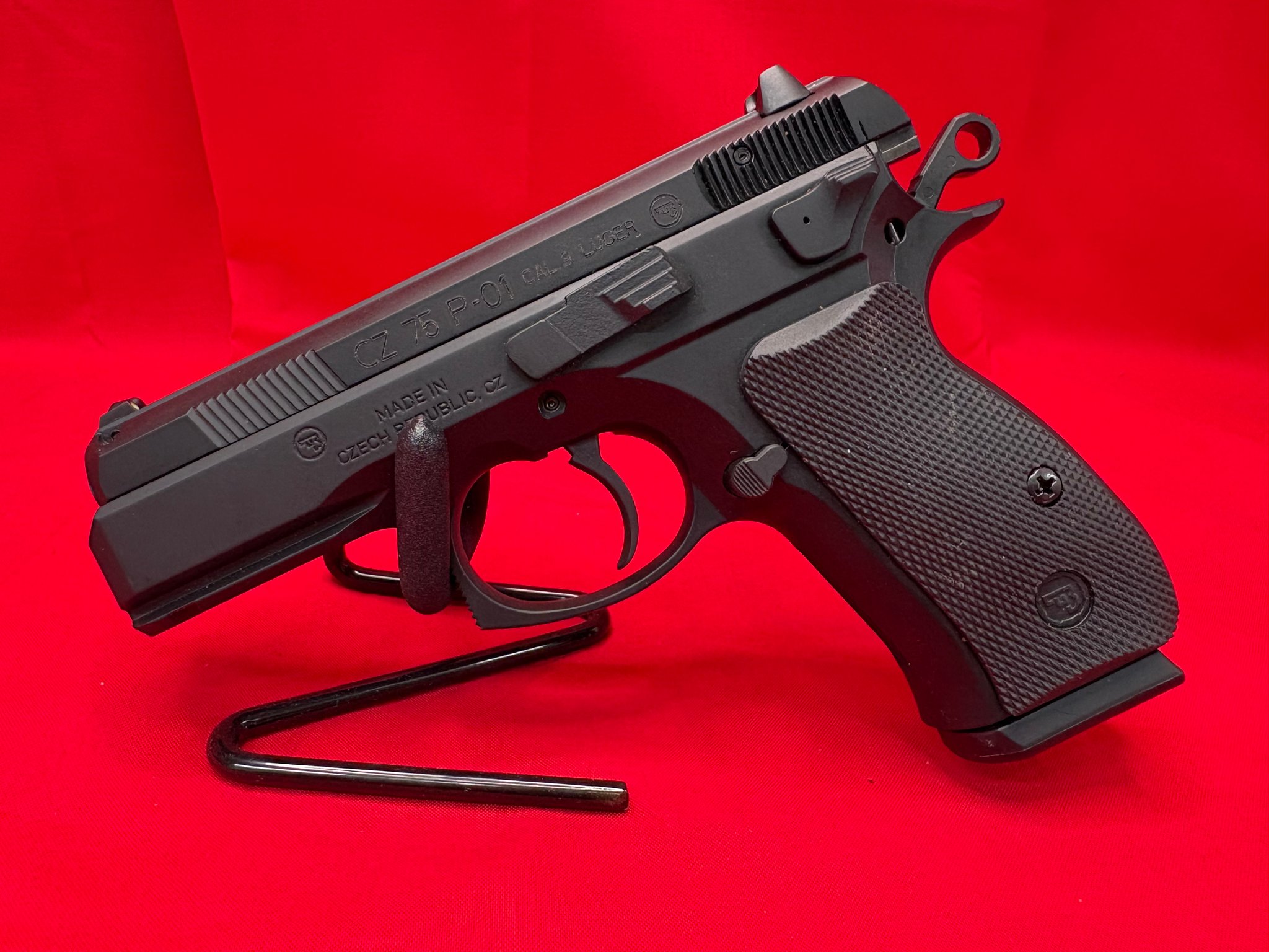 CZ 75 P-01