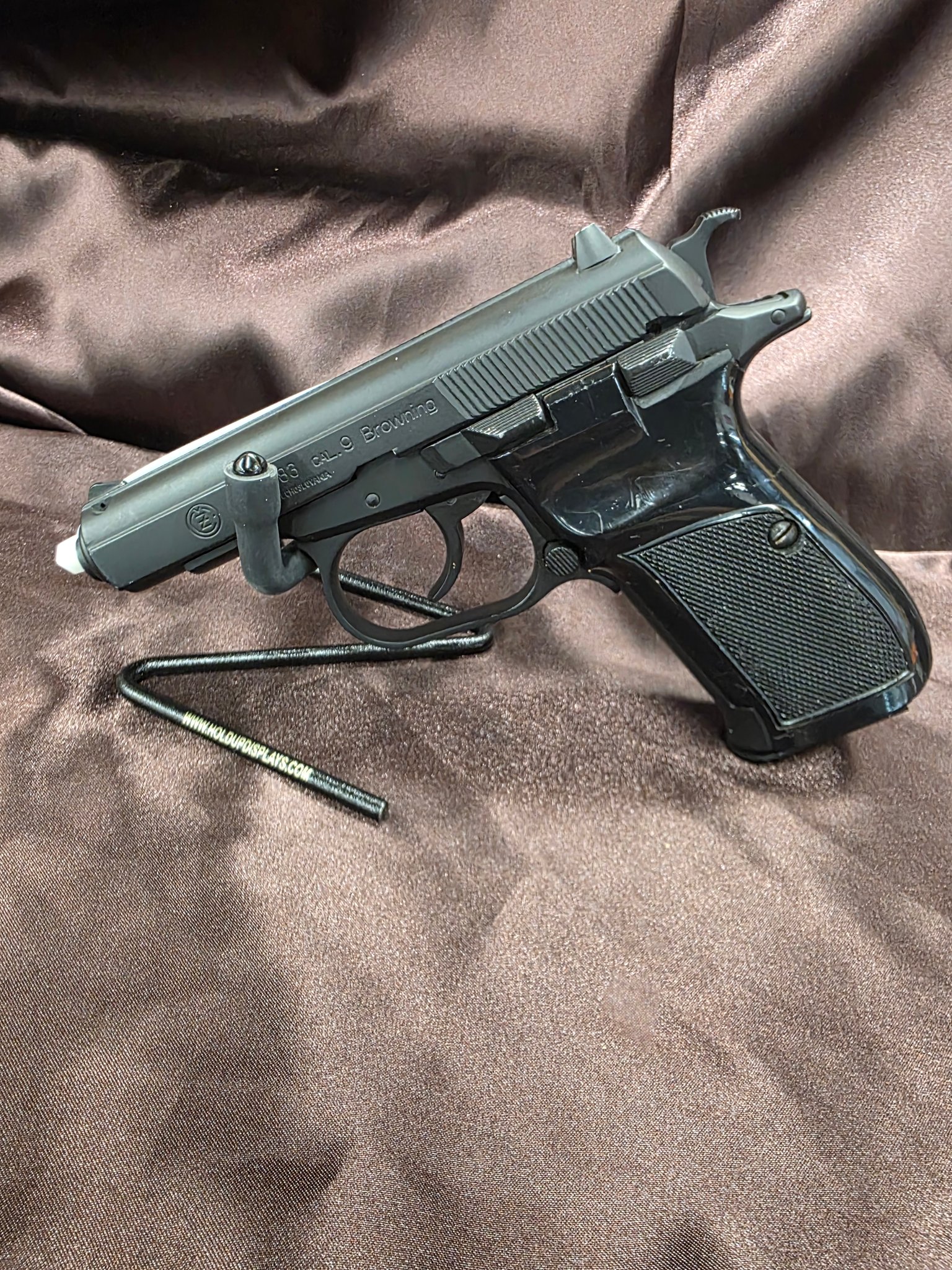 CZ 83