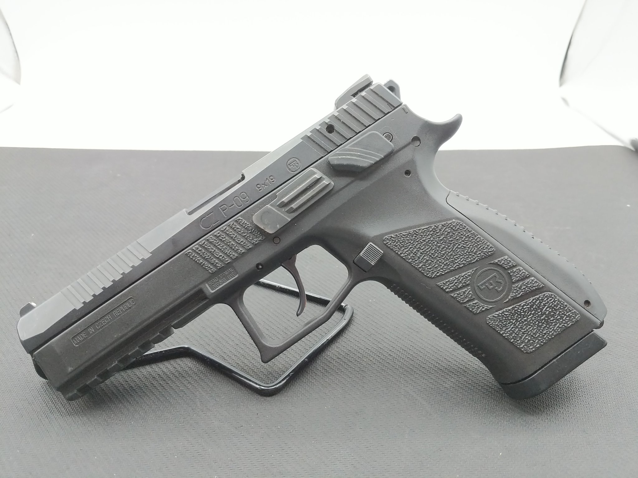 CZ P-09