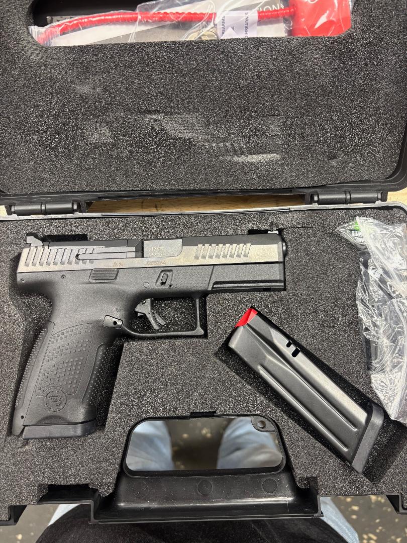 CZ P-10 C