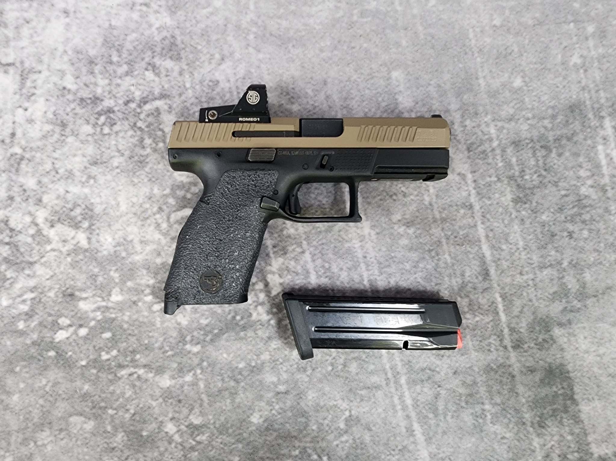 CZ P-10 C