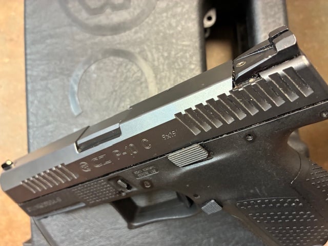CZ P-10 C