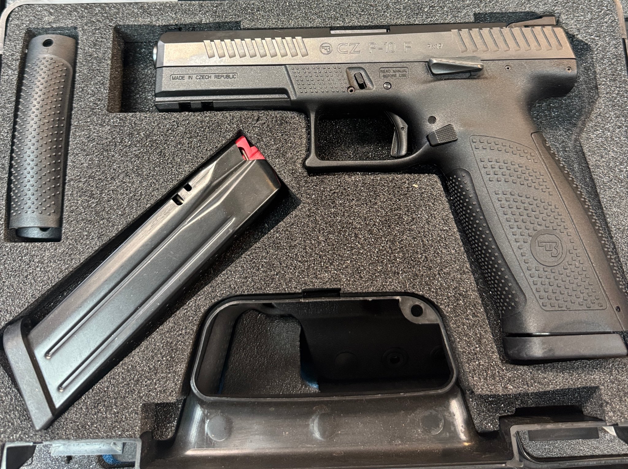 CZ P-10 F