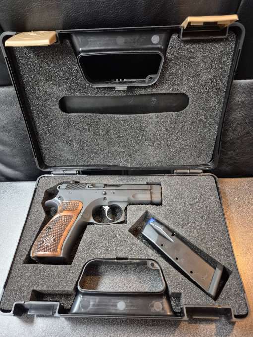 CZ CZ 75 COMPACT