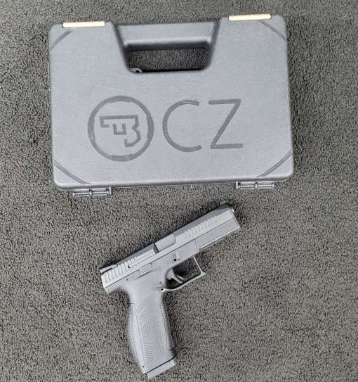 CZ CZ P-10 F