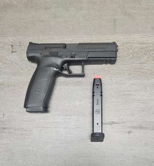 CZ P-10 F